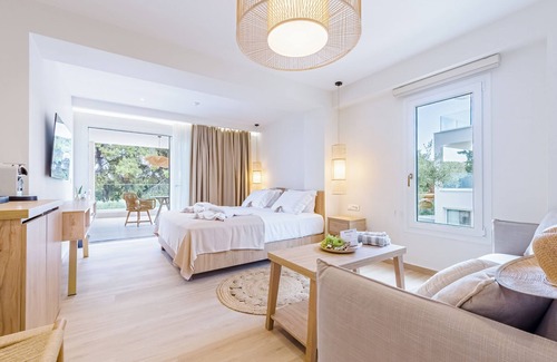 Paliouri Hotel | Serenity Hill
