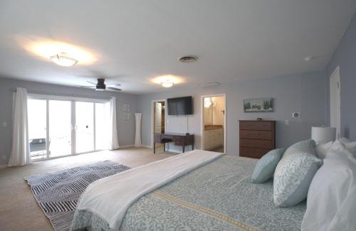 Clearlake Villa | Serenity house villa