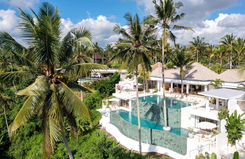 Melayang Villa | SERENITY