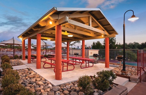 Altaville Condo | Serenity in Angels Camp: Condo Retreat for Your Next Getaway!