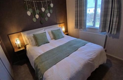 Ingoldmells House | Serenity - Luxury Hot Tub, Sunnymede, Fantasy Island, , Ramped Access, Parking, Dog Friendly