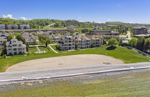 Bay Harbor House | Serenity North Lakehouse