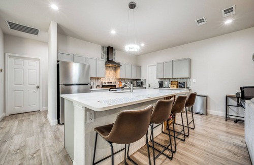 Lake Dallas House | Serenity Oasis with covered Pool Paradise near DFW airport