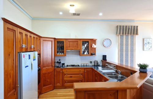 Wallaroo Hotel | Serenity on Gilmore, Wallaroo