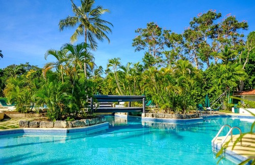 Porters Apartment | Serenity on the Beach - Glitter Bay Estate 202