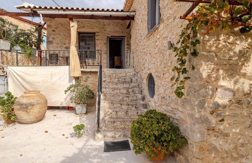 Pylos-Nestoras Villa | Serenity Retreat in Pidasos