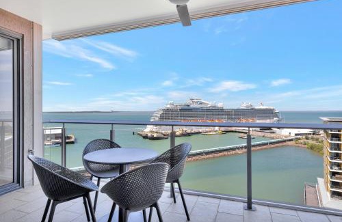 Darwin City Centre Apartment | Serenity Sea La Vie - 3brm Penthouse at Darwin Waterfront