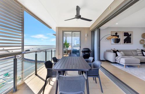 Darwin City Centre Apartment | Serenity Sea La Vie - 3brm Penthouse at Darwin Waterfront