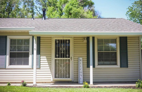 Hemlock House | Serenity Seneca 3BR & 2 BA
