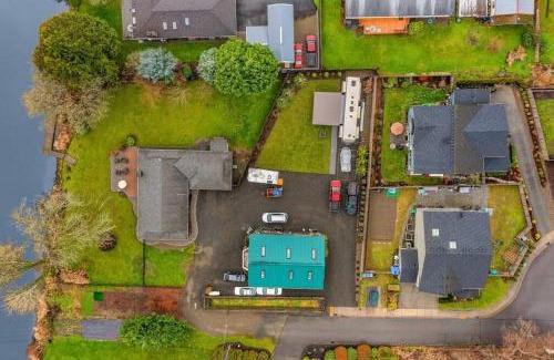 Kenmore House | Serenity Shores in Kenmore