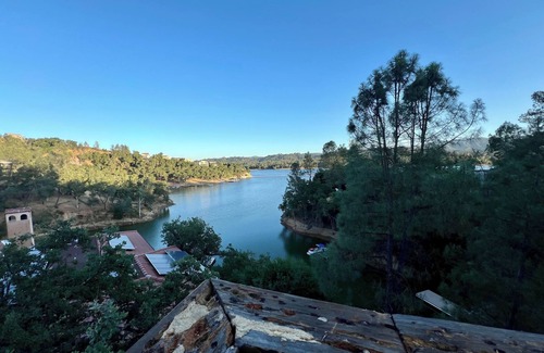 Oak Shores House | Serenity Shores Lakefront Home