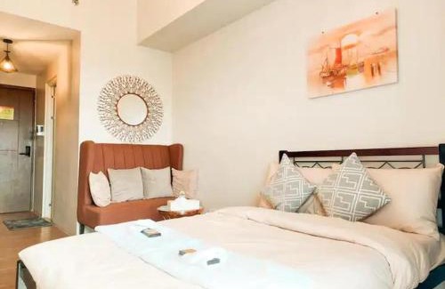 Cagayan de Oro Hotel | Serenity Stay Condo at 19th floor The Loop Tower Limketkai Center Lucky 19