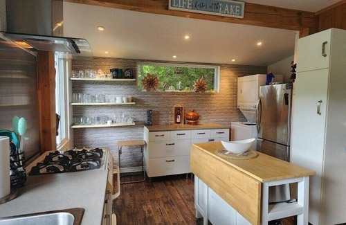Huberdeau Cabin | Serenity - Tree house on the lake