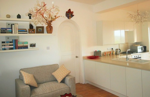 Spring Estate Villa | Serenity Villa - A modern 3 bedroom villa with a pool and amazing views