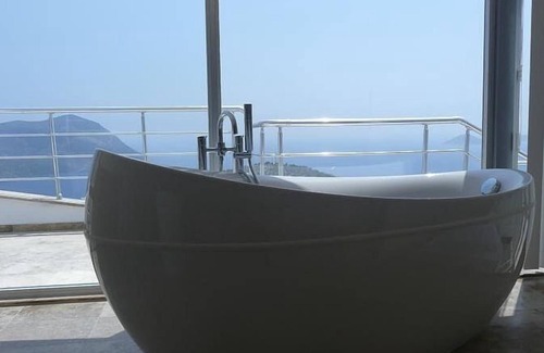 Kalkan Villa | Serenity Villa Detached Luxury Private Heated* Pool and Sea Views *remodelled*