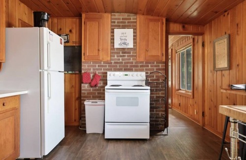 Deerwood Cabin | Serpent Lake Cabin! Minutes from downtown Crosby & Cuyuna Lakes Rec Area