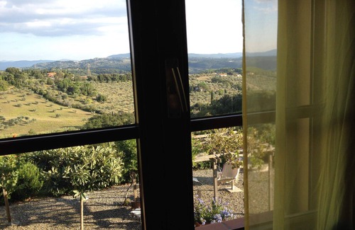 Riparbella Apartment | Serra Destri, 3-room apt. in country house, pool, panoramic, view to sea, relax