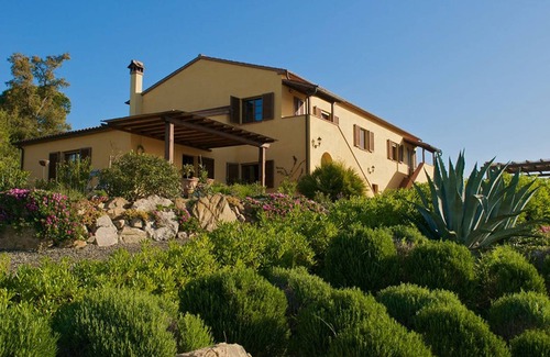 Riparbella Apartment | Serra Destri, 3-room apt. in country house, pool, panoramic, view to sea, relax