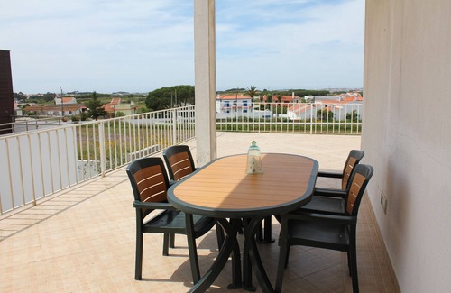 Aldeia Galega House | Serra e Mar - Bed & Breakfast - Free Wifi - Views: Palácio da Pena, Serra e mar