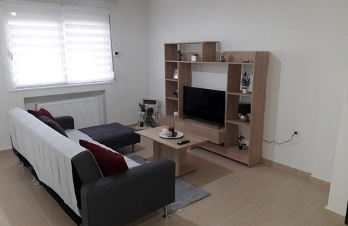 Serres Apartment | serres@home