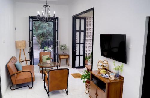 Arcamanik House | Seruni Garden - Guesthouse Bandung
