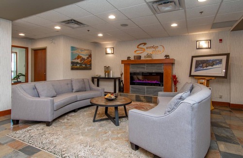 Southeast Calgary Hotel | Service Plus Inns and Suites Calgary