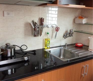 Hoan Kiem House | Serviced Apartment next to the Hanoi Opera House Căn hộ đầy đủ tiện nghi có thang máy ngay gần Nhà Hát Lớn