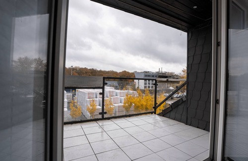 Alt-Rentfort Apartment | Serviceroom24 - Apartment 4 in Gladbeck WLAN - Smart-TV - 24-7 check-in