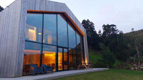 Sete Cidades Ski Chalet | Sete Cidades Lake Cabin - Casa da Lagoa