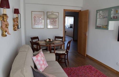 Amadora House | SEVEN, a step from Lisbon, Sintra, Cascais, Mafra