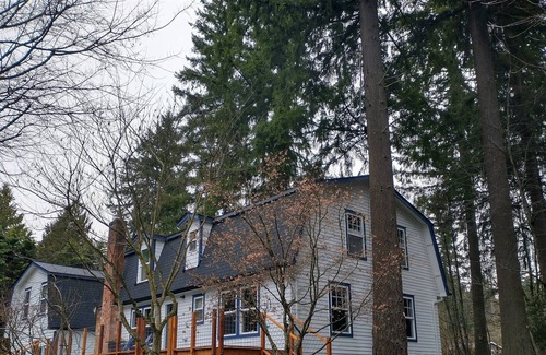 Maltby House | Seven Cedars on Parklike Grounds