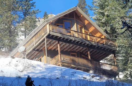 Riggins House | Seven Devils Mountain Retreat