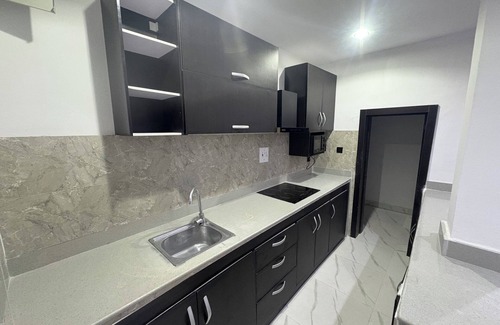 Lekki Phase 1 Apartment | Seven Kings Luxury Apartments in superb Lekki Phase 1 with WiFi, AC