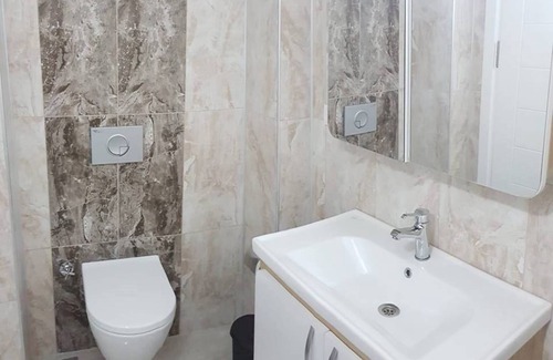 Kusadasi Bed & Breakfast | Sezgin Boutique Hotel TripleRoom A/C,TV,fridge,pool,garden,free wi-fi & car park
