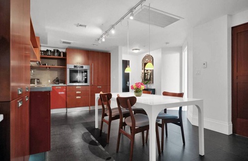 Coconut Grove Apartment | SF Coastal Elegance Luxury by the Water