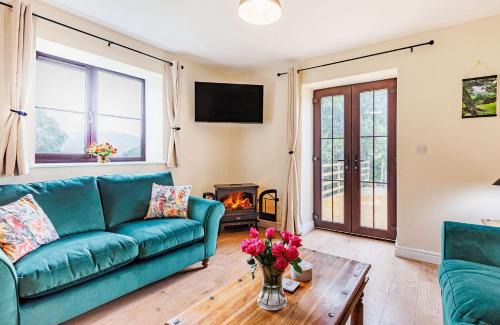 Pennant Melangell House | Sgubor Fach