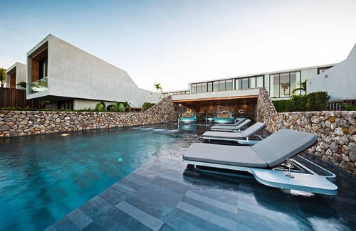 Khuekkhak Villa | (SHA+)Grand Duplex Villa with Private Pool+Minibar (G10)