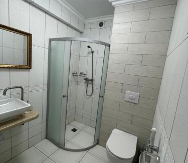 Uman Hotel | Shaarei Zion