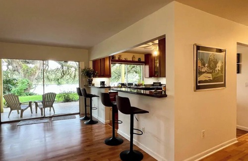 LaBelle House | Shady Oaks River House 4-bedroom with a Dock in enchanting LaBelle