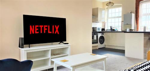 Northampton Apartment | Shakespeare Views - Modern Northampton Apartment