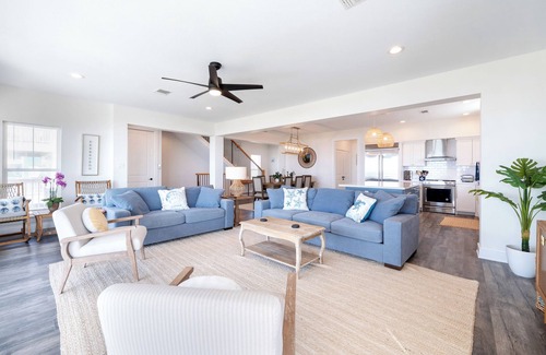 Galveston House | Shalom at the Beach · Relax & Unwind
