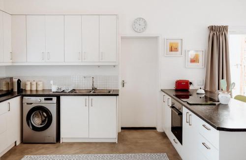 Paternoster Apartment | Shambala