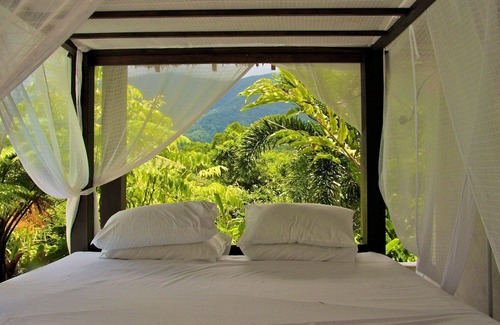 Whyanbeel House | Shangri-La - Stunning mountain views