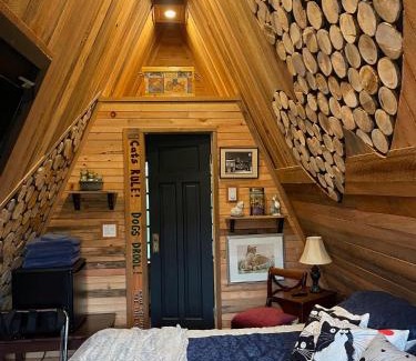 Powell River Ski Chalet | Shannaghs Sweet Escape