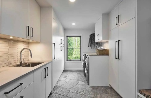 Shawnigan Lake House | Shawnigan Lakefront Estatenn