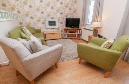 Falmouth House | Shell Cottage