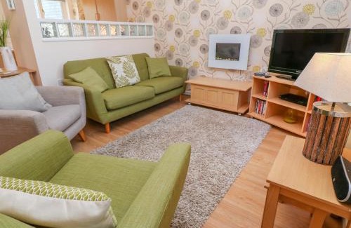 Falmouth House | Shell Cottage