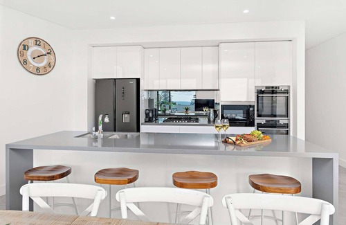 Shellharbour Apartment | Shellharbour Seaview Luxury Escape