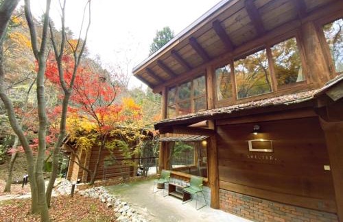 Tsuru House | SHELTER,都留 大自然の貸切Villa 8名入れるサウナ付き 完全プライベート空間