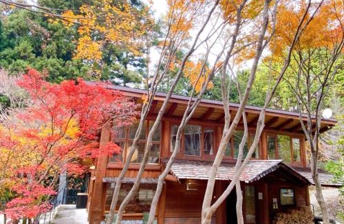 Tsuru House | SHELTER,都留 大自然の貸切Villa 8名入れるサウナ付き 完全プライベート空間